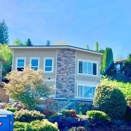 Mountain Retreat 3 Bedroom Garden House Near Heritage Park, Coliseum , Hwy 1, Fishing, Cultus Lake Chilliwack Exterior photo